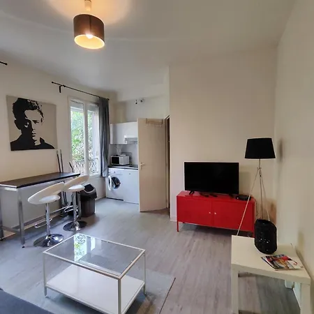 Apartamento Charming Parisian Studio!