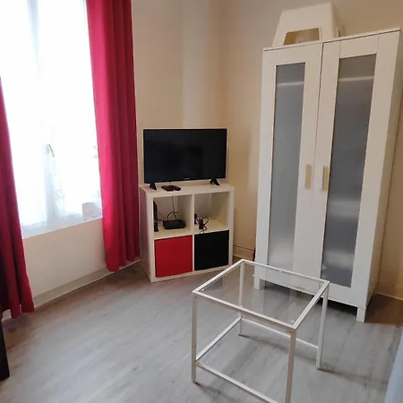 Charming Parisian Studio!