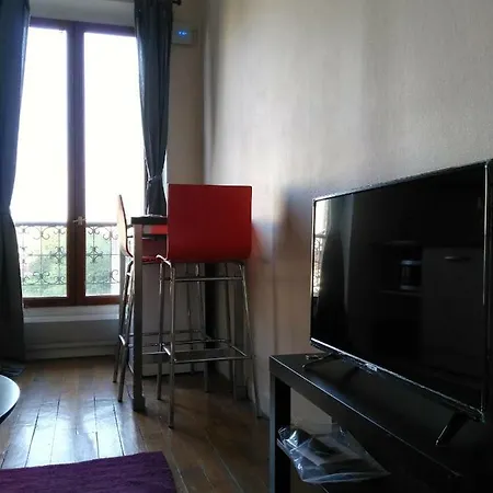 Charming Parisian Studio! Apartamento