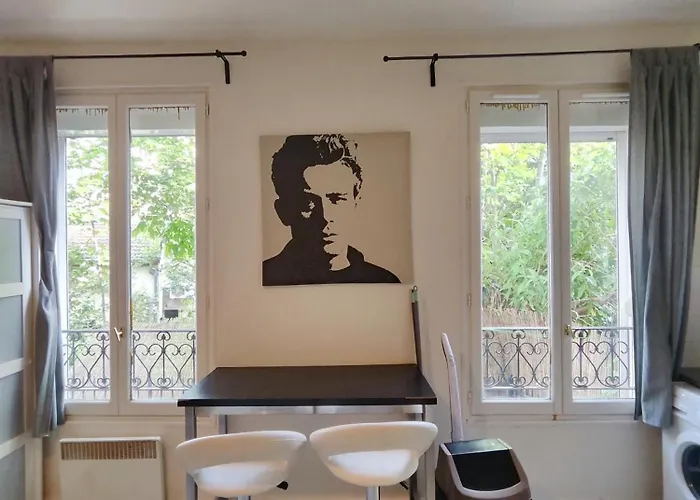 Charming Parisian Studio!