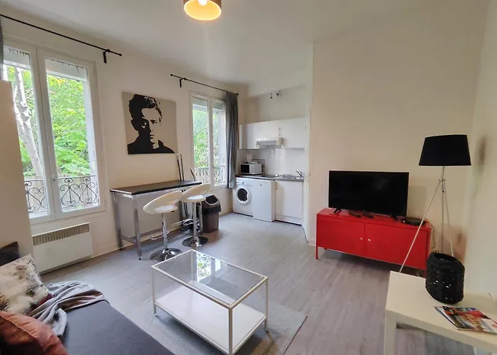 Lägenhet Charming Parisian Studio! Ivry-sur-Seine